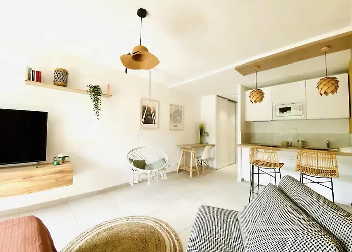 شقة Terrasse & Parking Gratuit En *